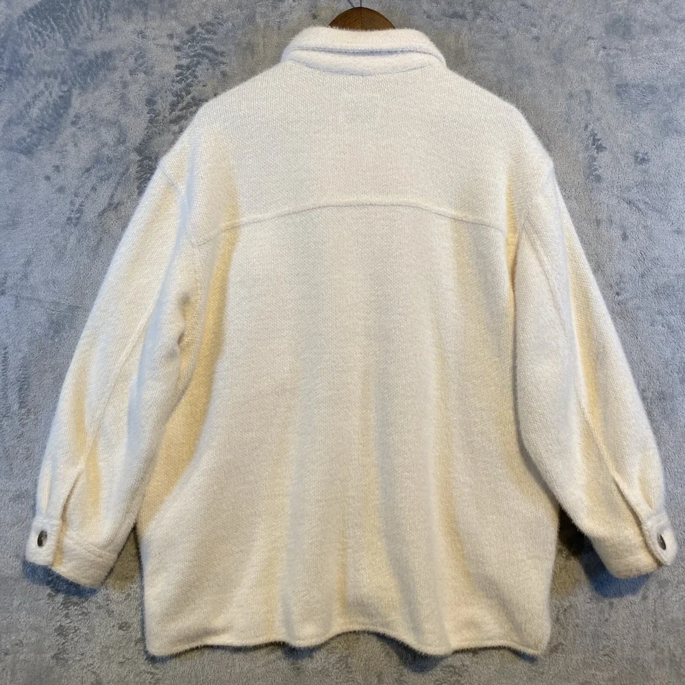 Old Navy Shacket Women's Size XL Ivory Button Front Plush Cozy Soft Quiet Luxury